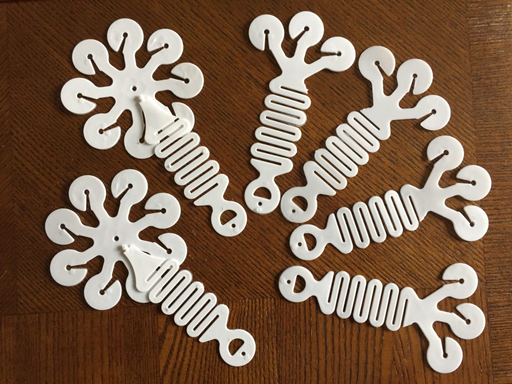 How Supplied Balloon Hangers